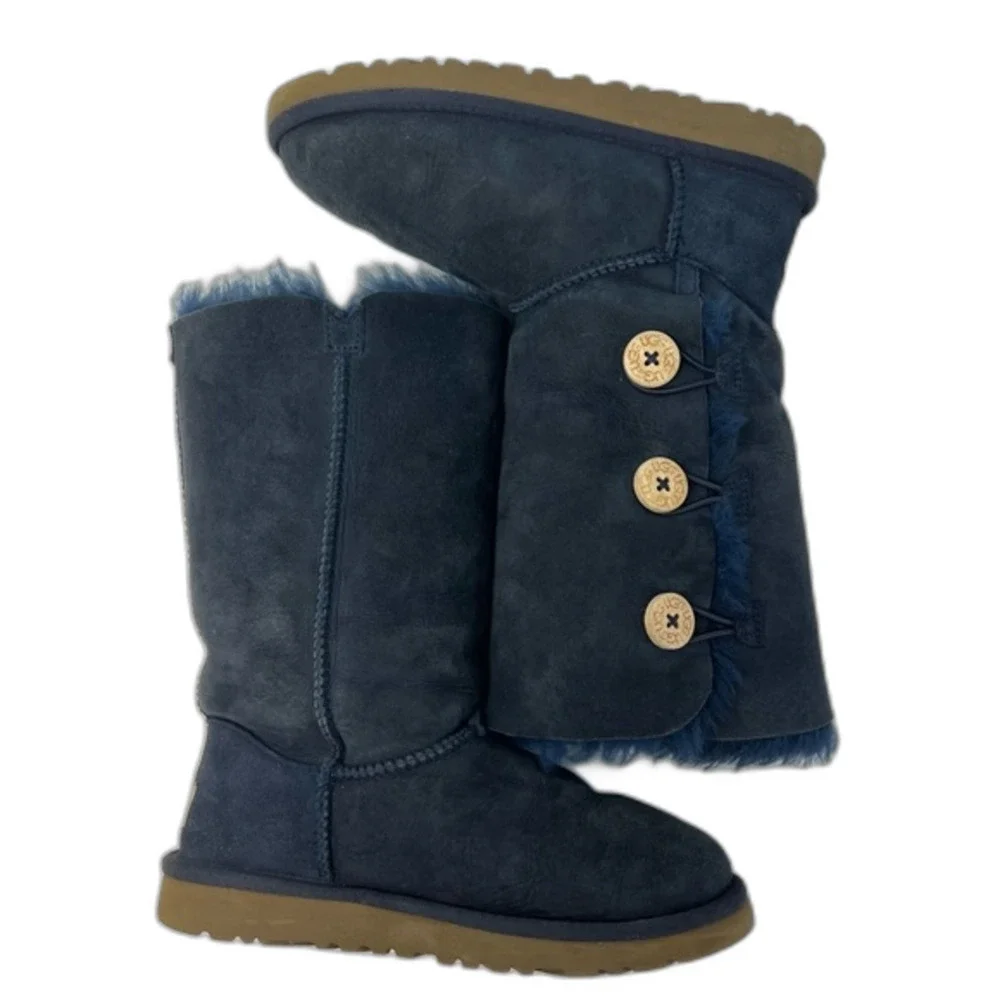 UGG Bailey Button Triplet ll Boot Navy Kids Size 3